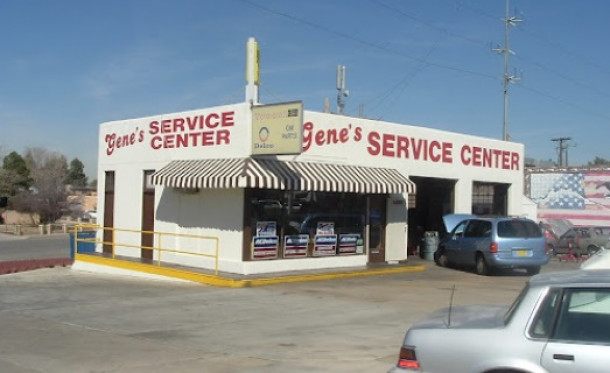 GENE'S SERVICE CENTER