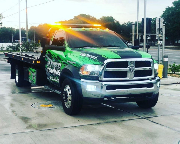Tampa Tow Truck Service