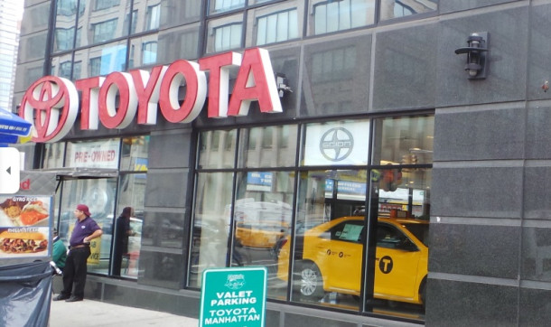 Toyota of Manhattan