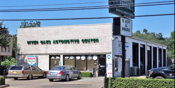 River Oaks Automotive Center