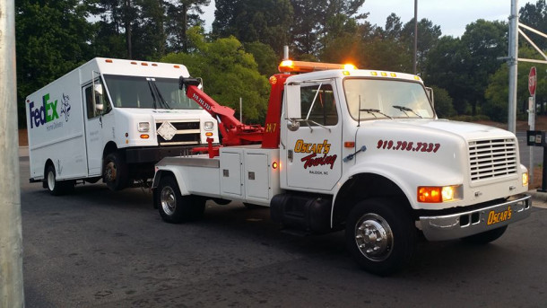 Oscar's Towing & Recovery Service